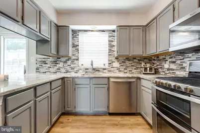 13006 Hunterbrook Drive, Woodbridge, VA 22192 - Photo 5