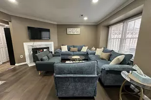 12103 Salemtown Dr, Woodbridge, VA 22192 - Photo 3