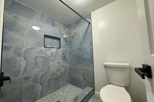 12103 Salemtown Dr, Woodbridge, VA 22192 - Photo 11