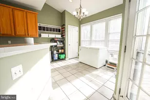 6046 Smooth Stone Pl, Haymarket, VA 20169 - Photo 9