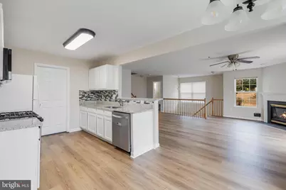 11252 Stagestone Way, Manassas, VA 20109 - Photo 7