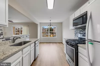 11252 Stagestone Way, Manassas, VA 20109 - Photo 9