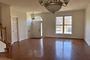 14274 Madrigal Dr, Woodbridge, VA 22193 - Photo 3