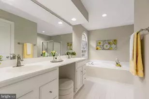 16657 Purcival Ct, Dumfries, VA 22025 - Photo 29