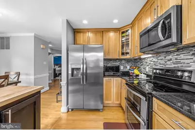 12833 Mill Brook Court, Woodbridge, VA 22192 - Photo 11