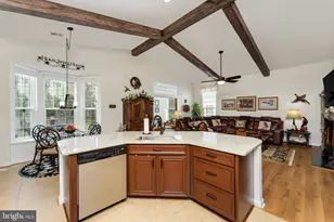 4079 Great Harvest Ct, Dumfries, VA 22025 - Photo 17