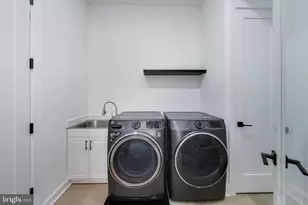 6634 Davis Ford Rd, Manassas, VA 20111 - Photo 17