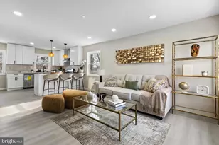 13914 Mathews Dr, Woodbridge, VA 22191 - Photo 3