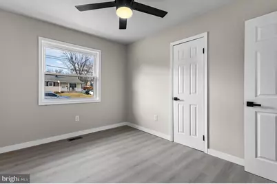 13914 Mathews Drive, Woodbridge, VA 22191 - Photo 7