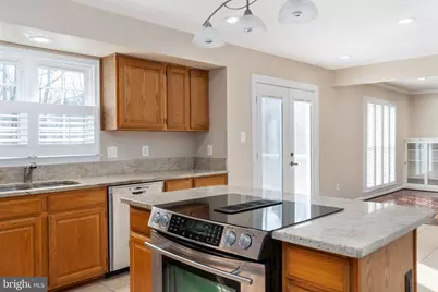 15111 Knickerbocker Drive, Woodbridge, VA 22193 - Photo 31