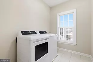 6417 Morven Park Ln, Gainesville, VA 20155 - Photo 21