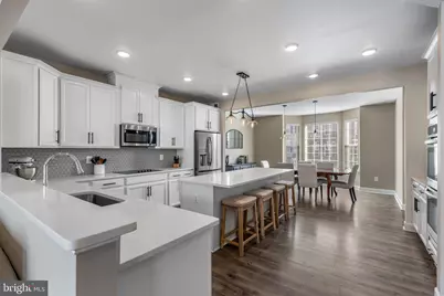 8762 Elsing Green Drive, Manassas, VA 20112 - Photo 11