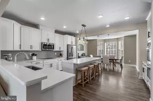 8762 Elsing Green Dr, Manassas, VA 20112 - Photo 11