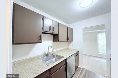 7598 Gales Court #102, Manassas, VA 20109 - Photo 7