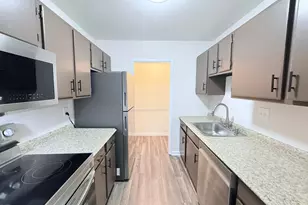 7598 Gales Ct, Manassas, VA 20109 - Photo 9