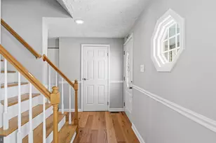 16041 Macedonia Dr, Woodbridge, VA 22191 - Photo 3