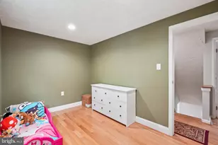 16041 Macedonia Dr, Woodbridge, VA 22191 - Photo 29