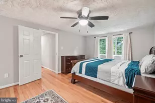 16041 Macedonia Dr, Woodbridge, VA 22191 - Photo 33