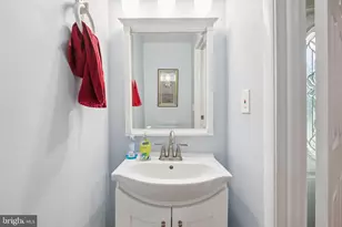 16041 Macedonia Dr, Woodbridge, VA 22191 - Photo 23