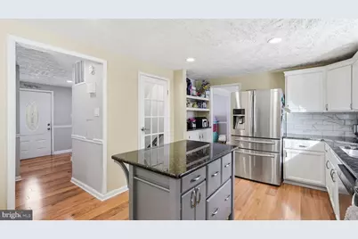 16041 Macedonia Drive, Woodbridge, VA 22191 - Photo 7