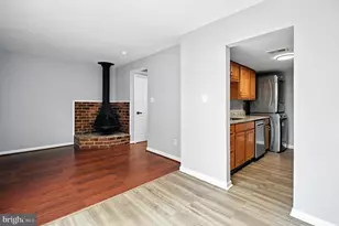 2421 Kilpatrick Pl, Dumfries, VA 22026 - Photo 9