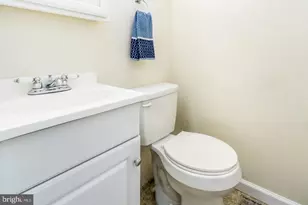 3429 Braddock Dr, Woodbridge, VA 22193 - Photo 9