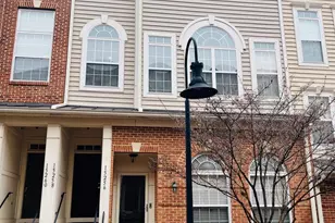 15258 Rosemont Manor Dr, Haymarket, VA 20169 - Photo 1