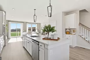 17399 Walnut Grove Way, Dumfries, VA 22026 - Photo 7