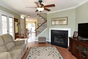 12848 Mill House Ct, Woodbridge, VA 22192 - Photo 3