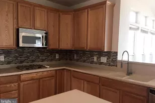 7209 Bladen Pl, Gainesville, VA 20155 - Photo 11