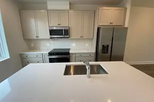 600 Watermans Dr, Woodbridge, VA 22191 - Photo 13