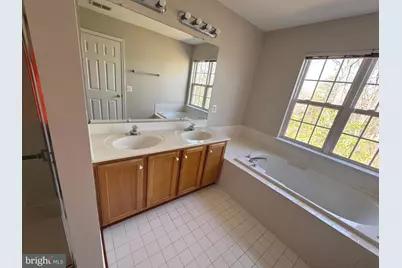 4395 Torrence Place, Woodbridge, VA 22193 - Photo 19