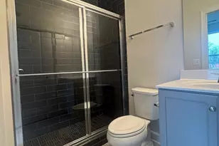 592 Watermans Dr, Woodbridge, VA 22191 - Photo 15