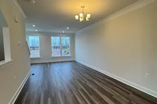 592 Watermans Dr, Woodbridge, VA 22191 - Photo 7