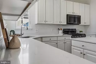 10052 Naughton Ct, Bristow, VA 20136 - Photo 21