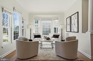 10052 Naughton Ct, Bristow, VA 20136 - Photo 5