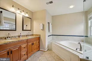 11218 Stonebrook Dr, Manassas, VA 20112 - Photo 17