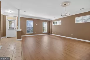 16942 Chesley Pl, Woodbridge, VA 22191 - Photo 5