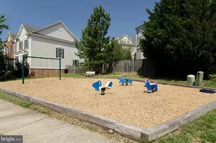 16942 Chesley Pl, Woodbridge, VA 22191 - Photo 35