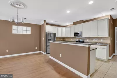 16942 Chesley Place, Woodbridge, VA 22191 - Photo 9