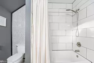 18505 Cabin Rd, Triangle, VA 22172 - Photo 25