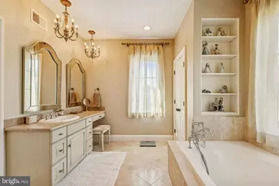 15815 Spyglass Hill Loop, Gainesville, VA 20155 - Photo 19