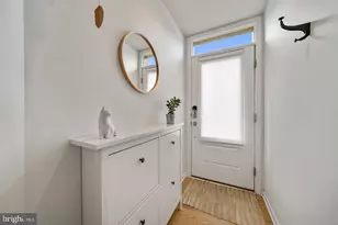 6755 Pinchot Ln, Haymarket, VA 20169 - Photo 3