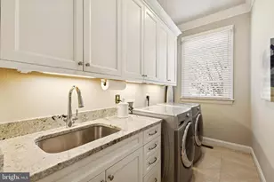8346 Roxborough Loop, Gainesville, VA 20155 - Photo 41