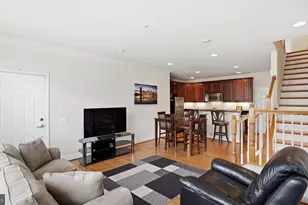 14523 Barkham Dr, Woodbridge, VA 22191 - Photo 9