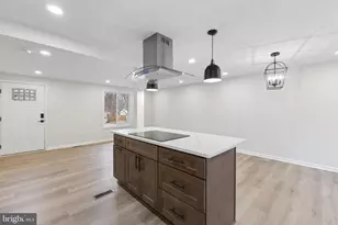 15915 Fairway Dr, Dumfries, VA 22025 - Photo 7