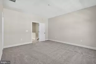 15272 Cartersville Ct, Haymarket, VA 20169 - Photo 11