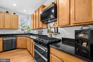 9920 Fisherford Ct, Bristow, VA 20136 - Photo 13