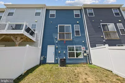 18255 Summit Pointe Drive, Triangle, VA 22172 - Photo 3