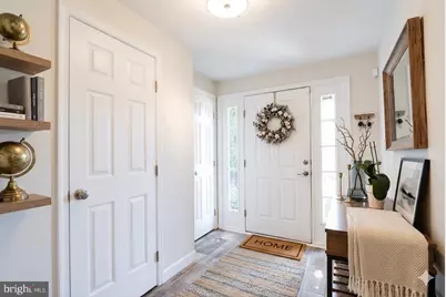 4138 Hummel Way, Woodbridge, VA 22192 - Photo 5